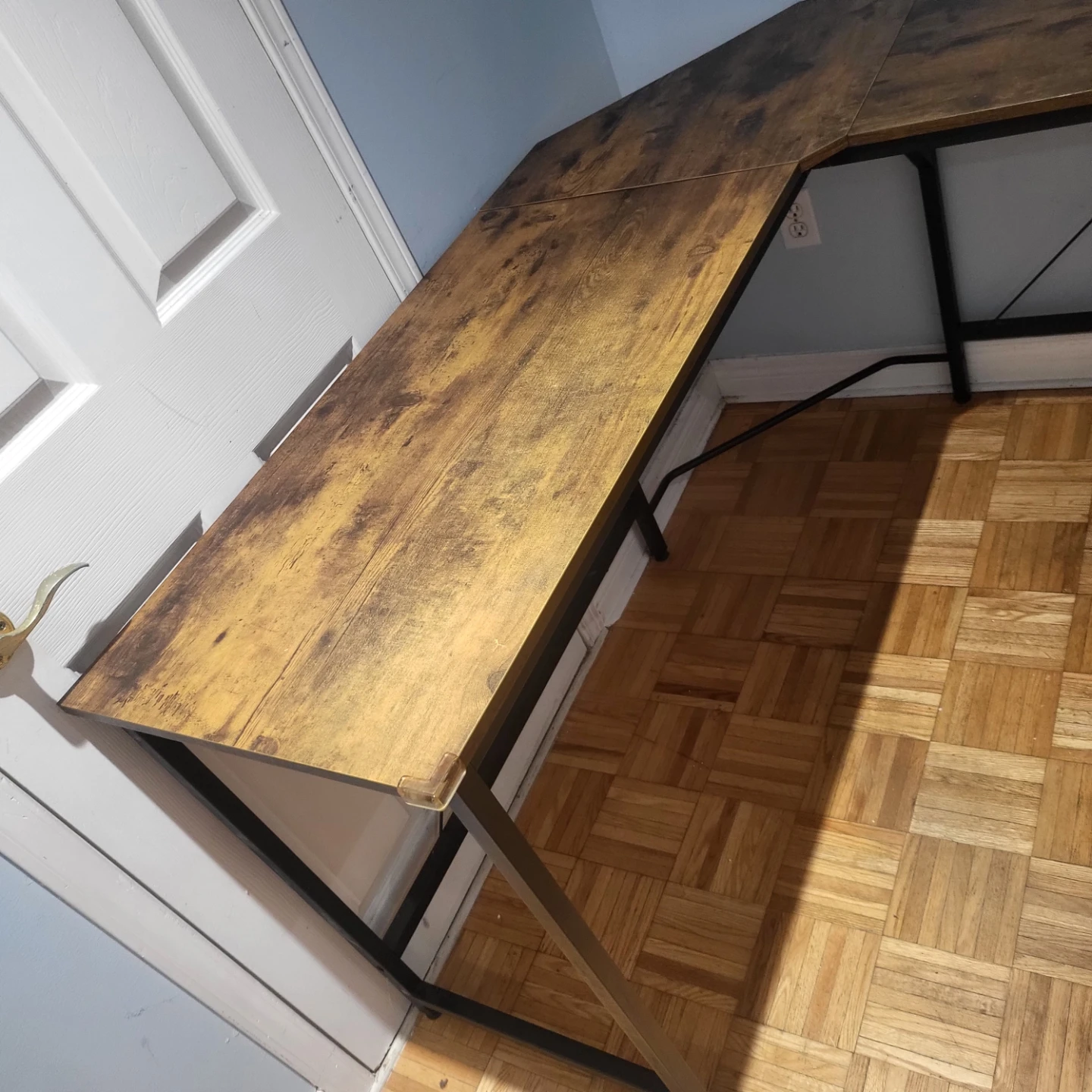 L-Shaped Corner Desk - photo 3