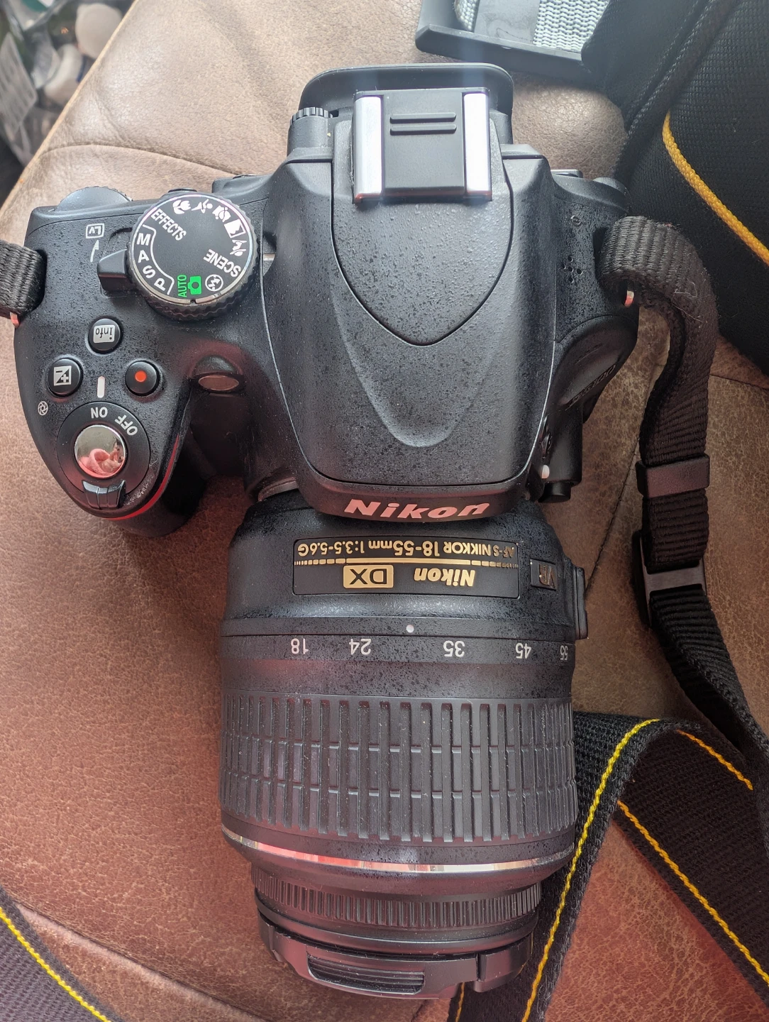 Nikon D5100 DSLR Camera with 18-55mm Lens - photo 3