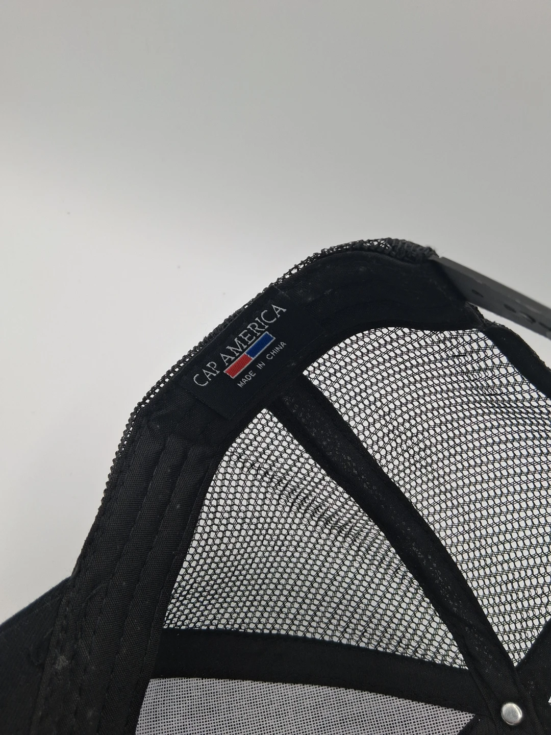 DEWALT Black Mesh Trucker Hat - photo 5