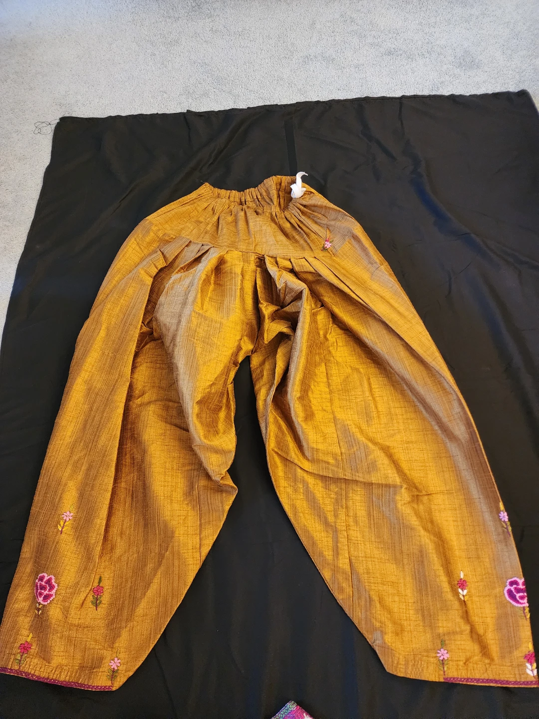 Embroidered Kurti with Pants and Dupatta - Mustard Yellow - photo 3