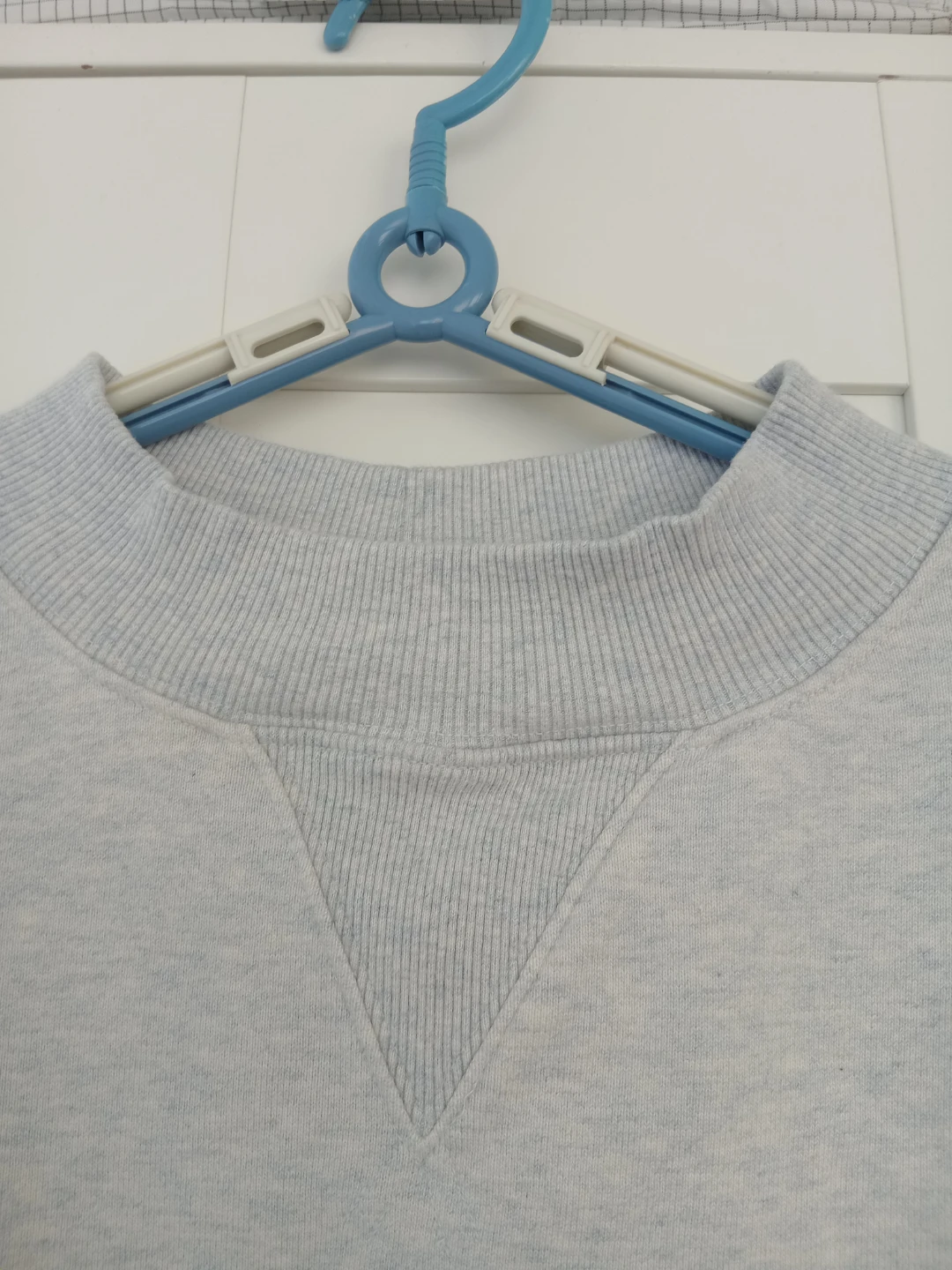 UNIQLO JW Anderson Sweatshirt - photo 2
