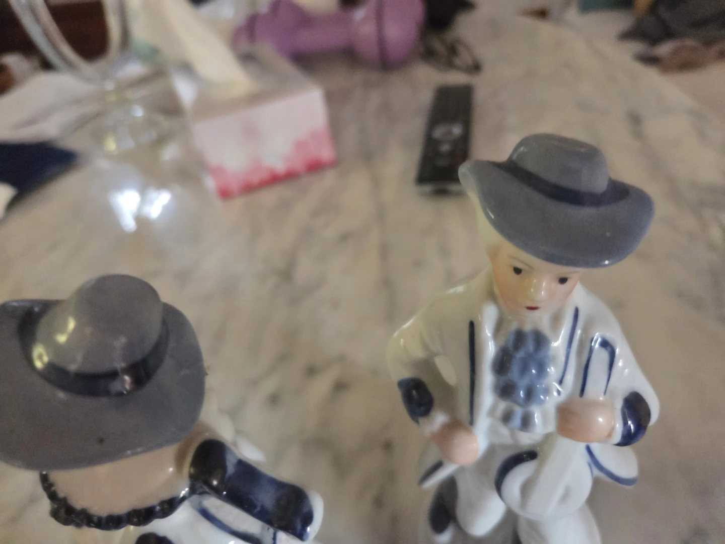 Set of 3 Porcelain Figurines - photo 4