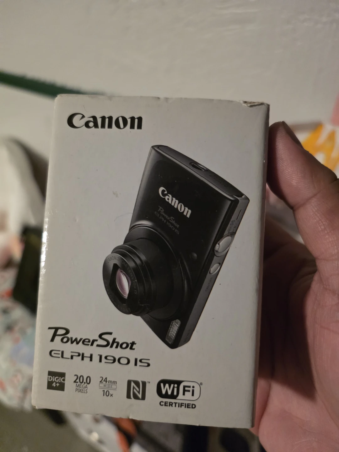 Canon PowerShot ELPH 190 IS Digital Camera