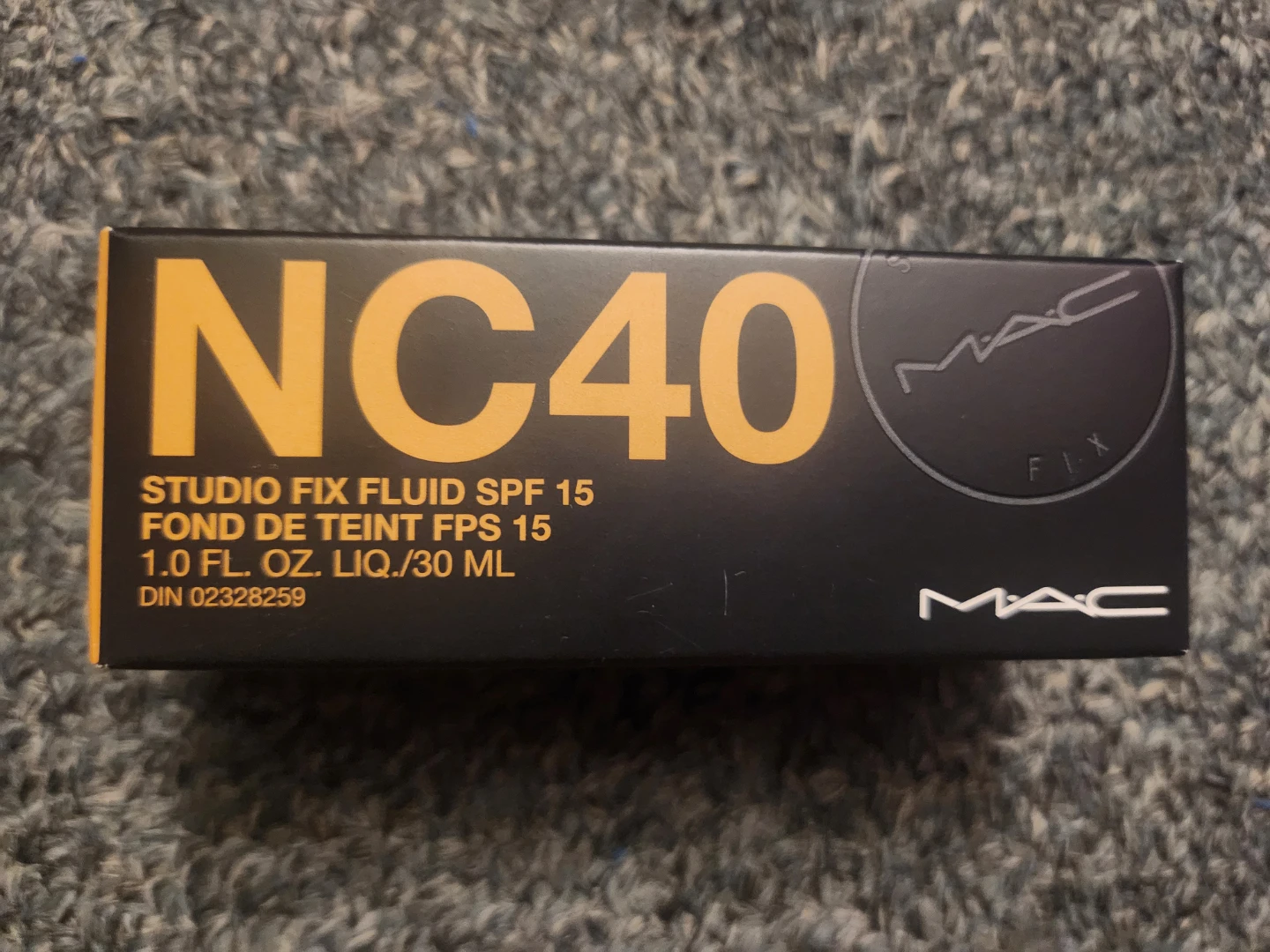 MAC Studio Fix Fluid SPF 15 Foundation NC40 🌱