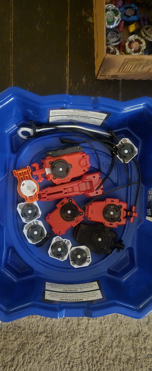 Beyblade Lot with Stadiums and Launchers - photo 4