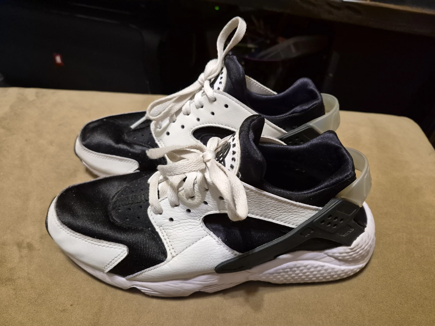 Nike Air Huarache Sneakers - photo 2