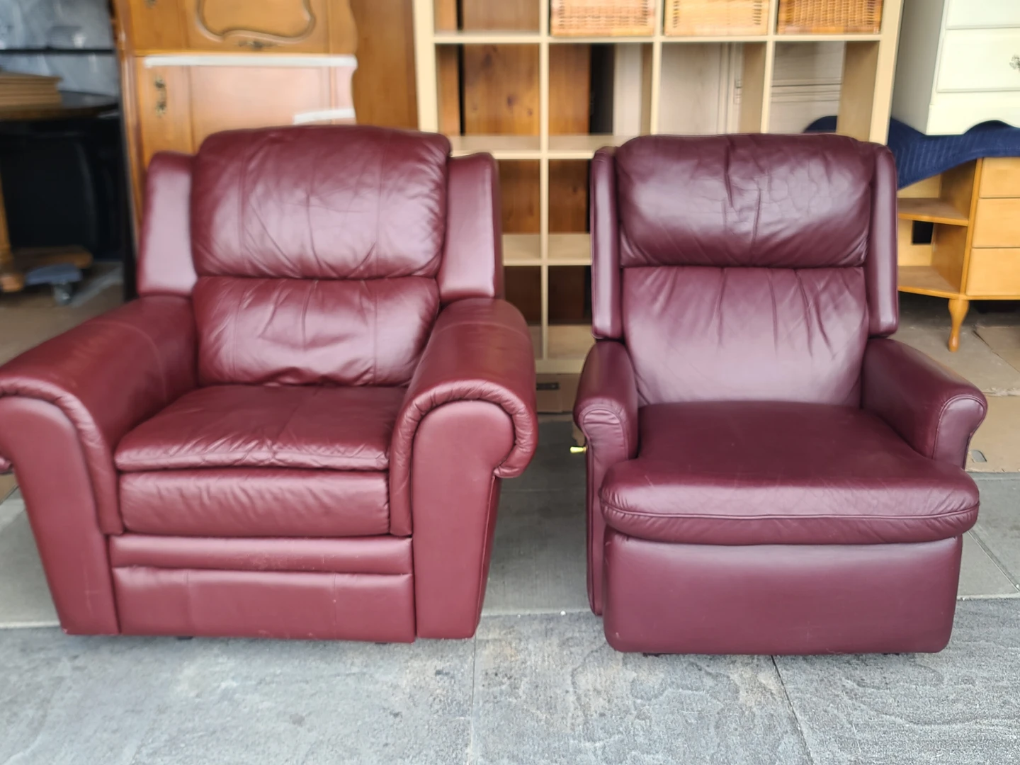 Sklar-Peppler Burgundy Leather Recliner Armchair