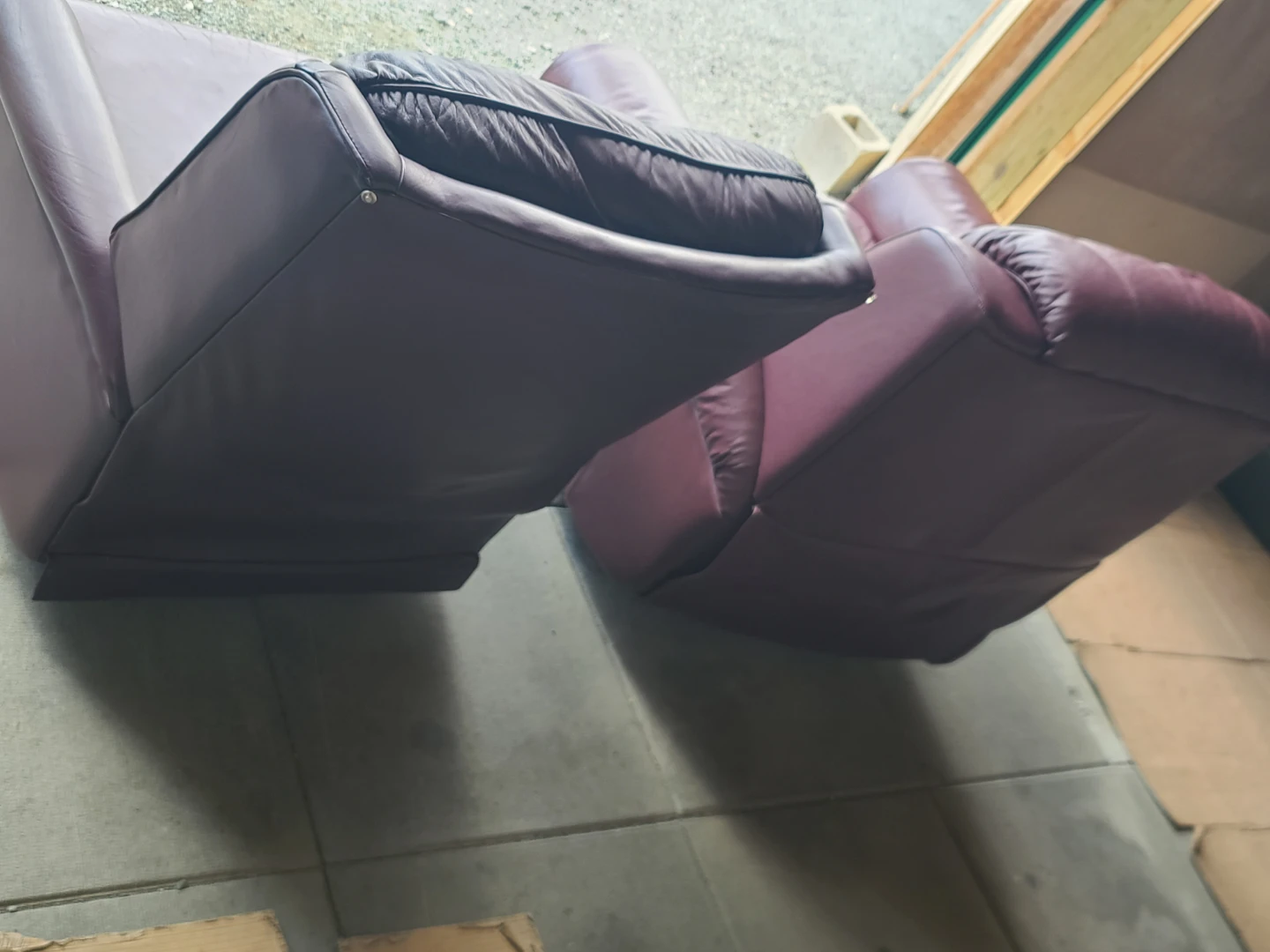 Sklar-Peppler Burgundy Leather Recliner Armchair - photo 4