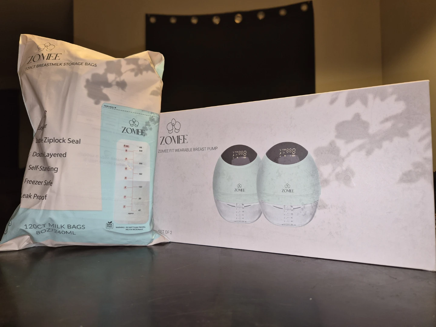 Zomée Fit Wearable Breast Pump Set with 120ct Milk Bags