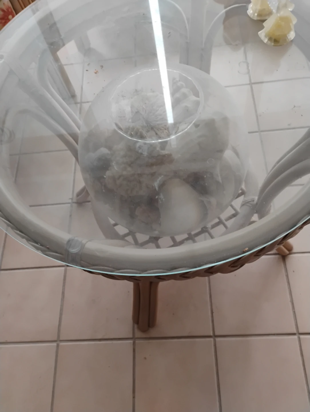 Wicker Table With Glass Top - photo 2