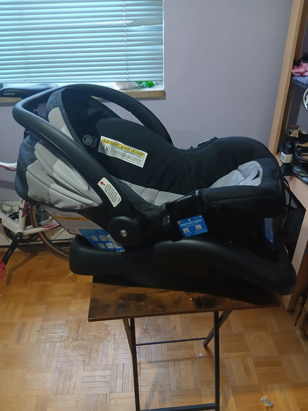 Safety 1st OnBoard 35 LT Infant Car Seat