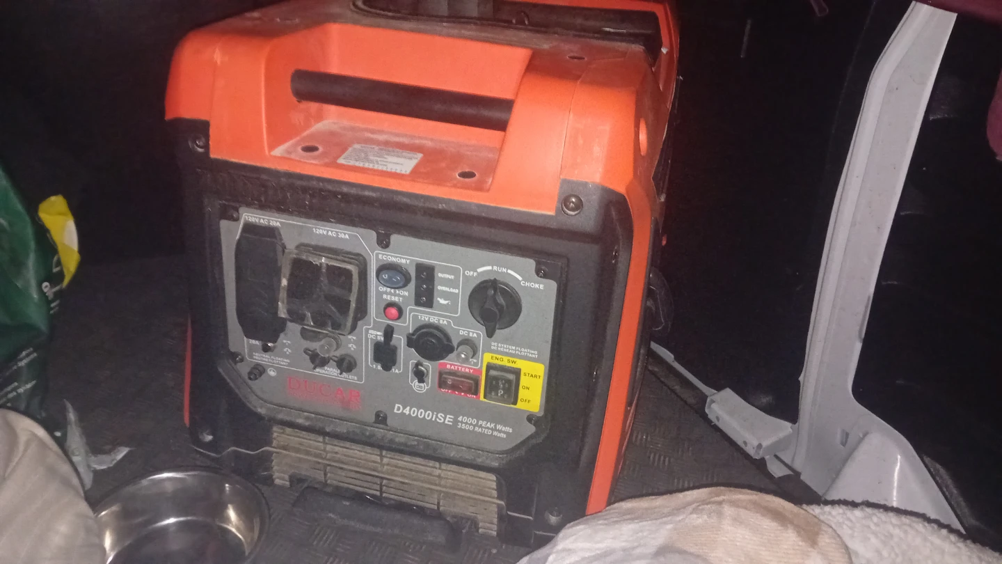 DUCAR 4000W GENERATOR