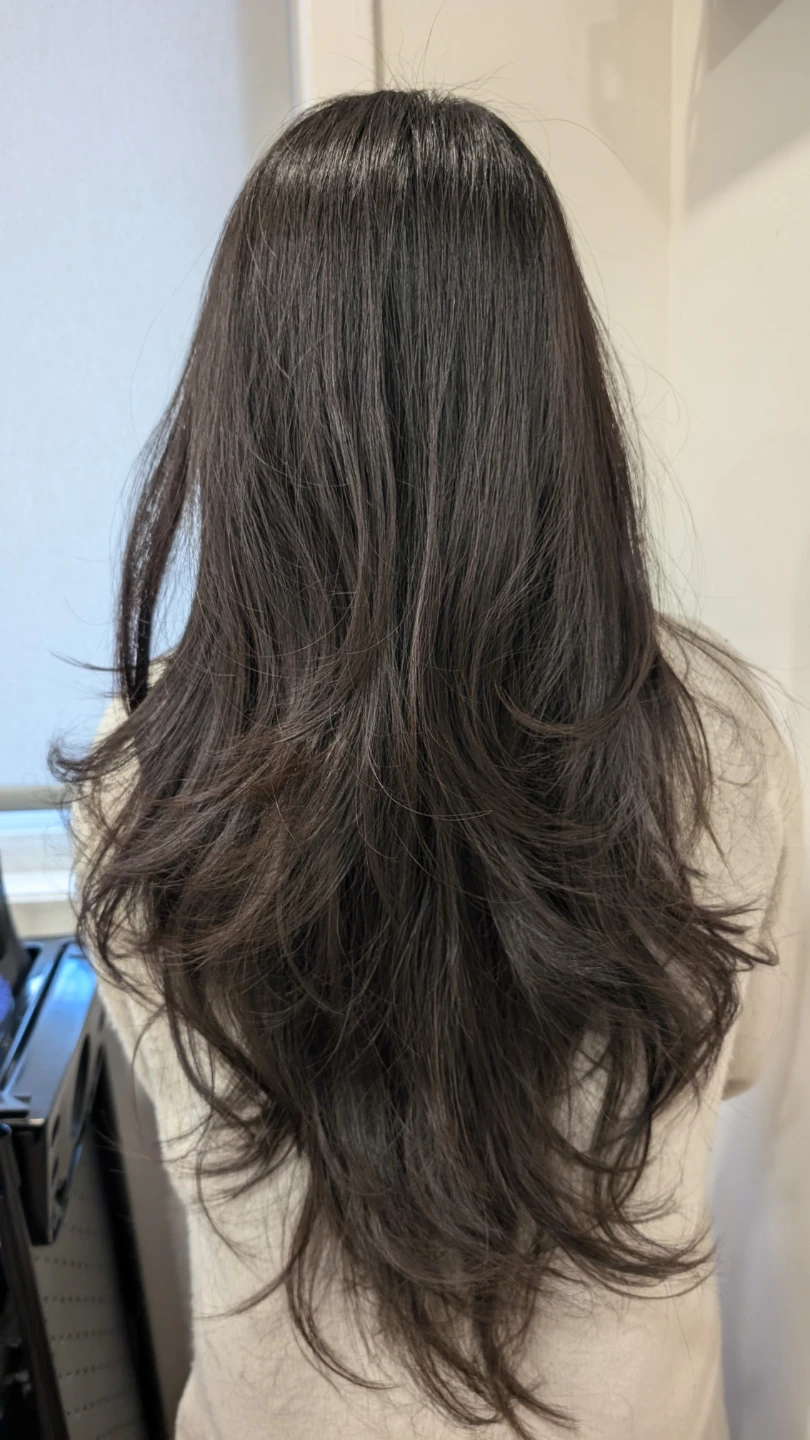 Layered Hair - photo 2