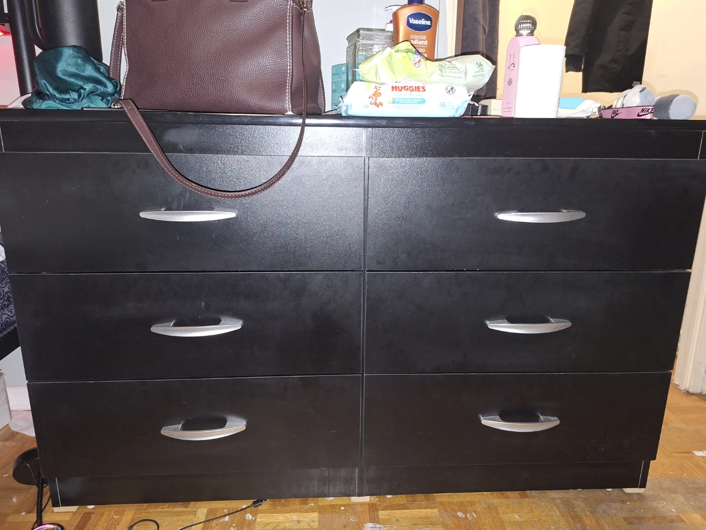 Black 6-Drawer Dresser