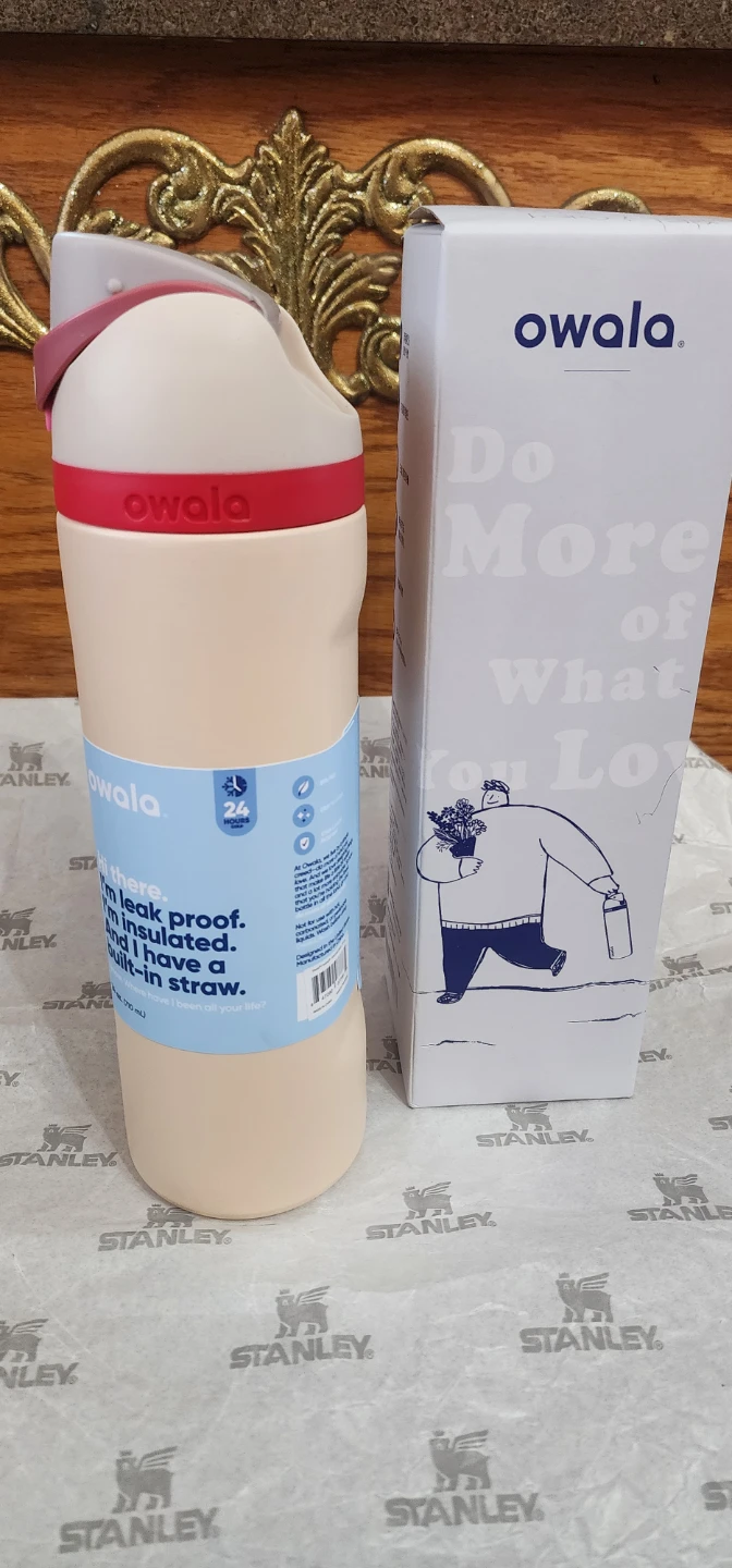 Owala FreeSip 24 oz Insulated Water Bottle - photo 3