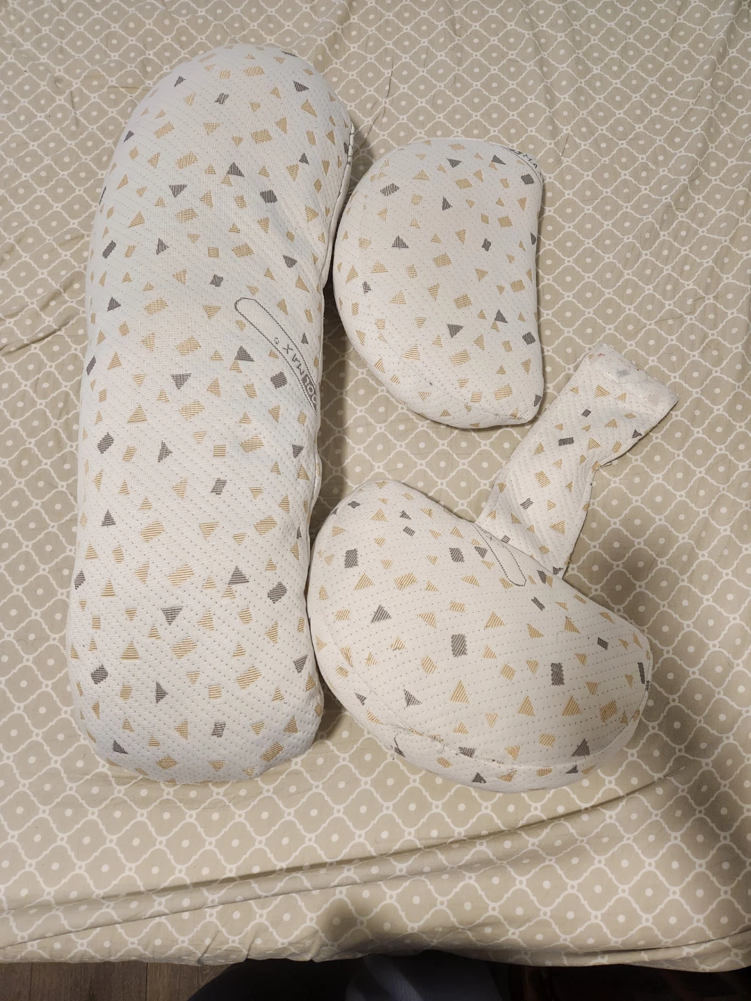 3 Piece Nursing Pillow Set - photo 3