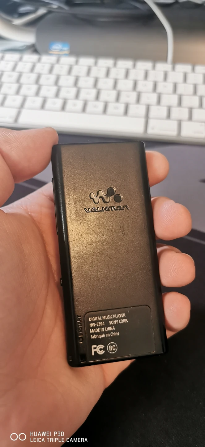 Sony Walkman NW-E394 Digital Music Player - photo 2