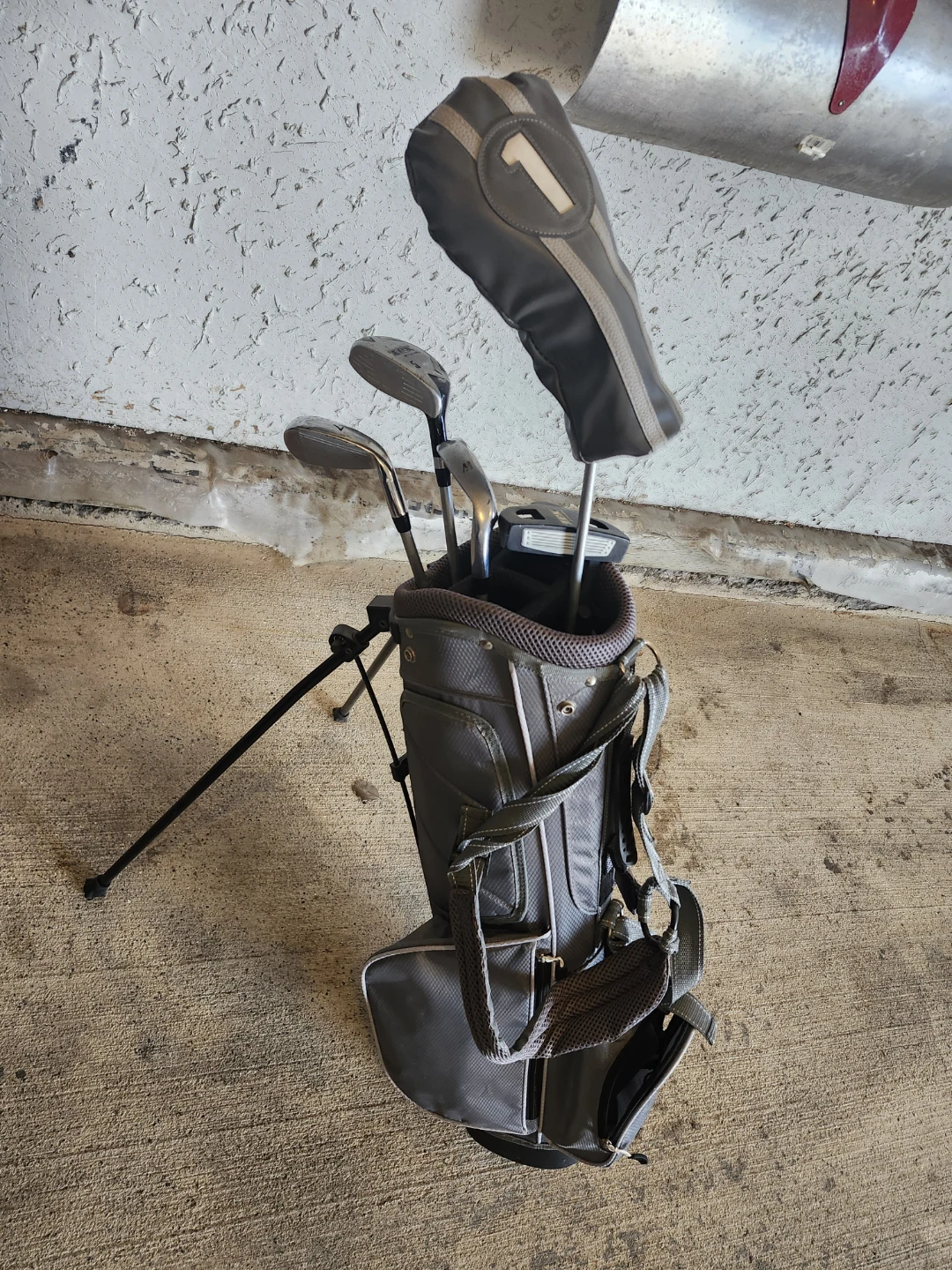 TPX by PowerBilt Golf Club Set with Bag leftie