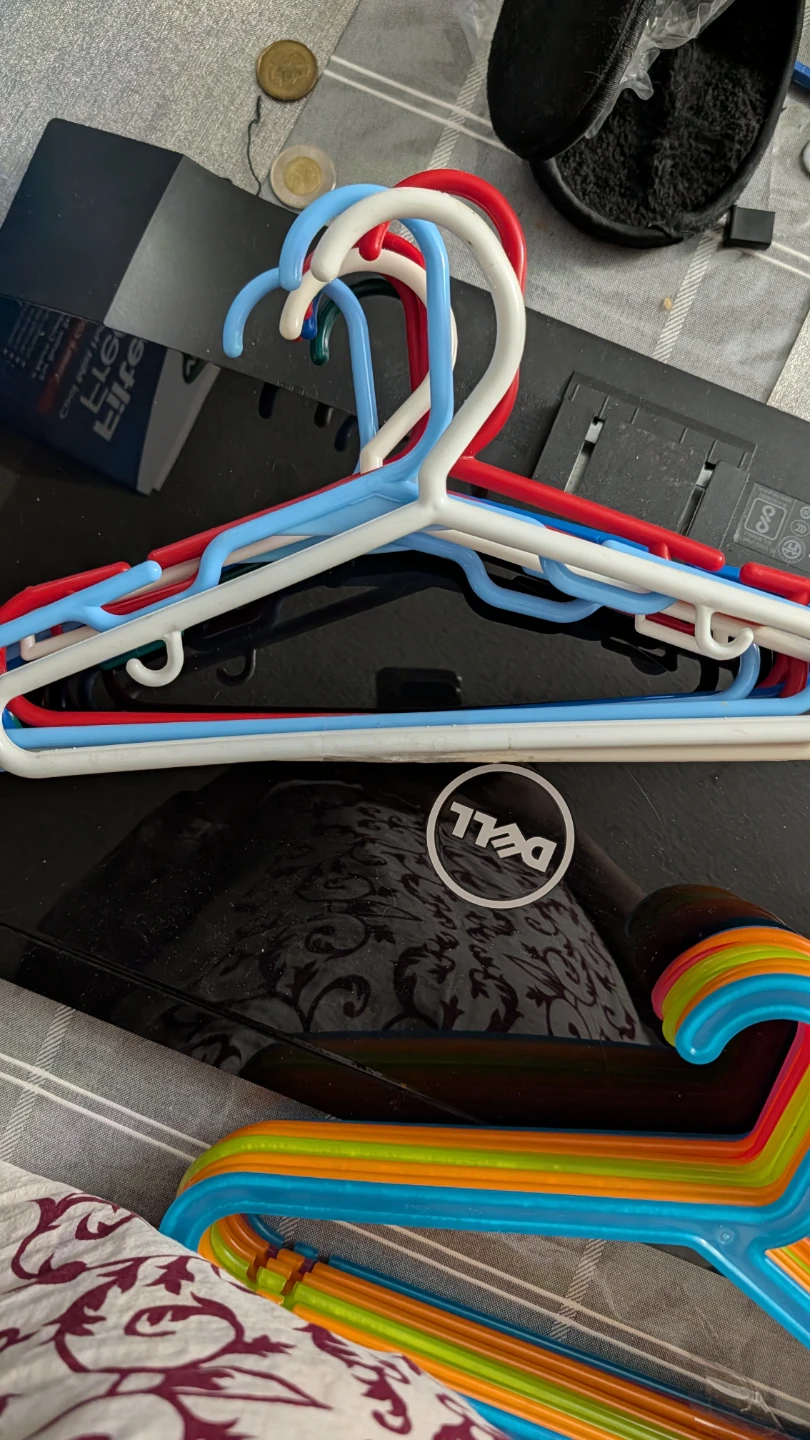 Assorted Colourful Plastic Hangers- small - photo 4