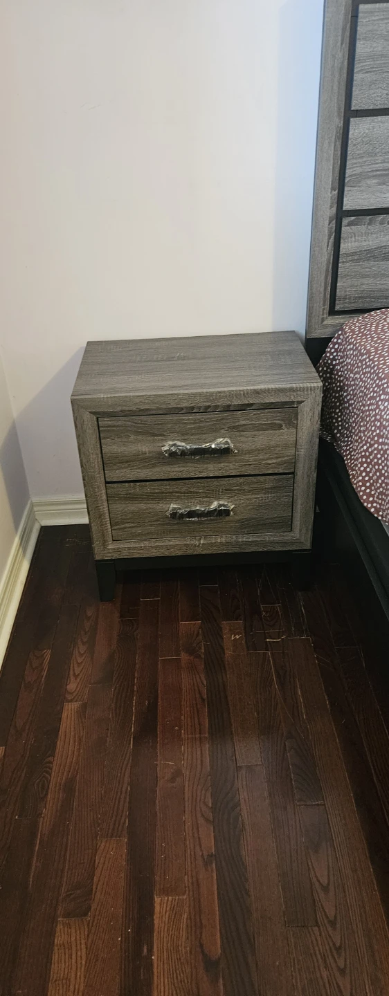 Gray Queen bedroom set