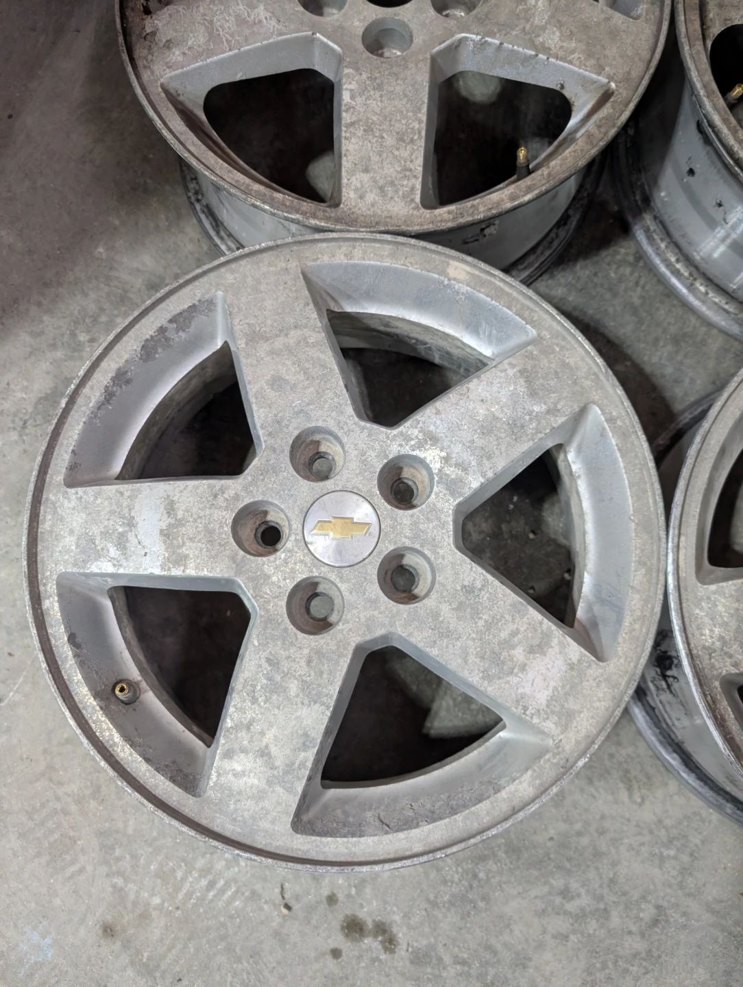 (4)-16 Inch Alloy Rims Off 2008 Chevrolet Cobalt 5x110 - photo 3