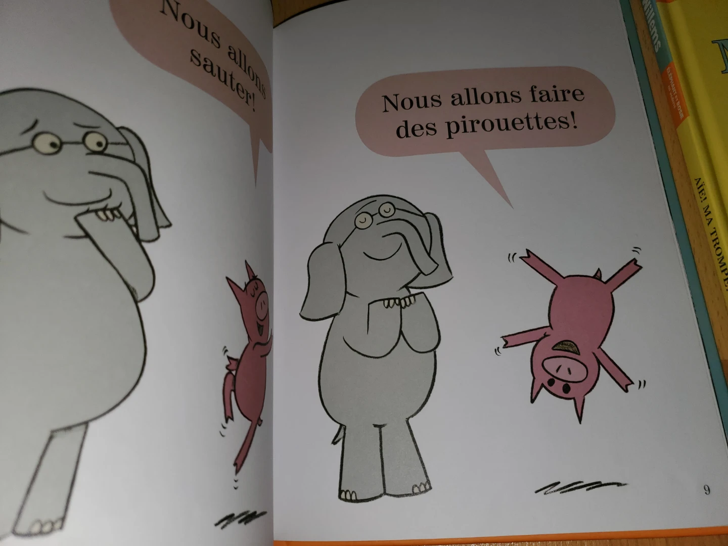 ($7 each) French Mo Willems Elephant and Piggie Books - photo 2