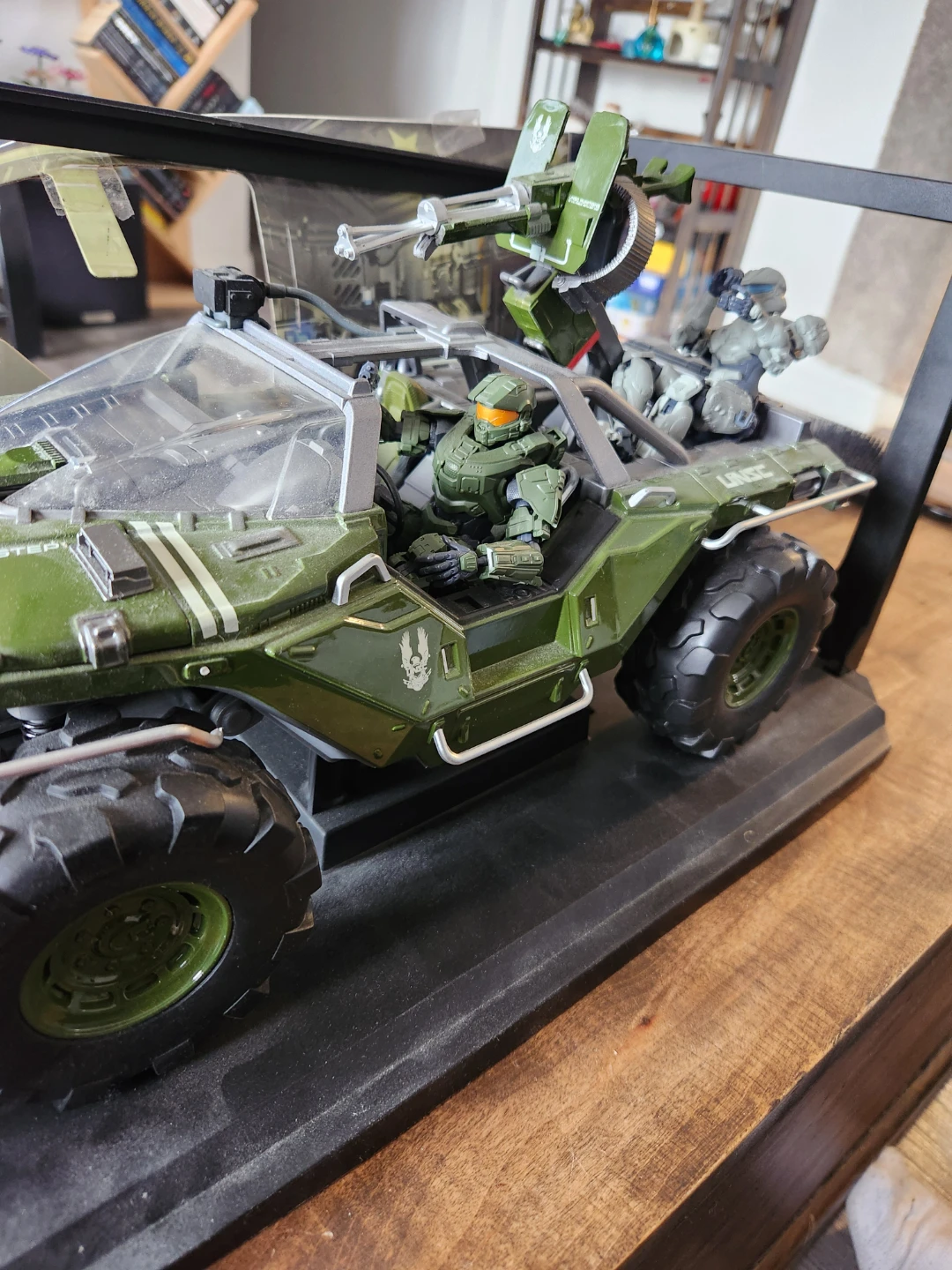 Halo Warthog Vehicle with Master Chief & Marines - photo 2