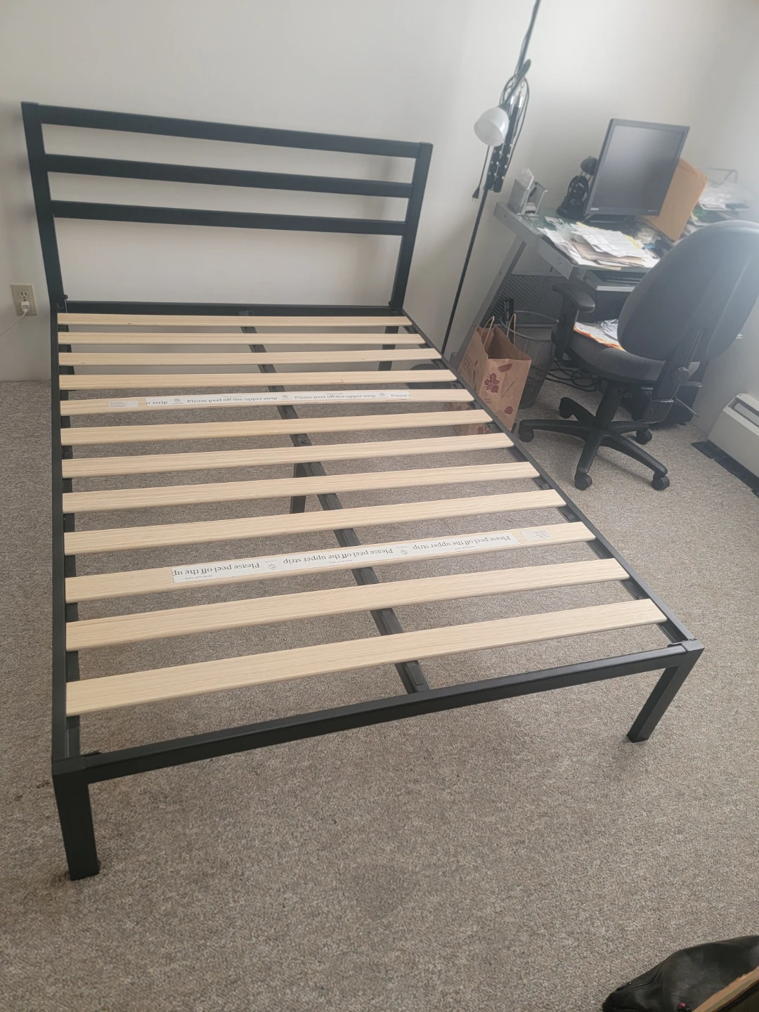 Black Metal Twim Bed Frame with Wooden Slats