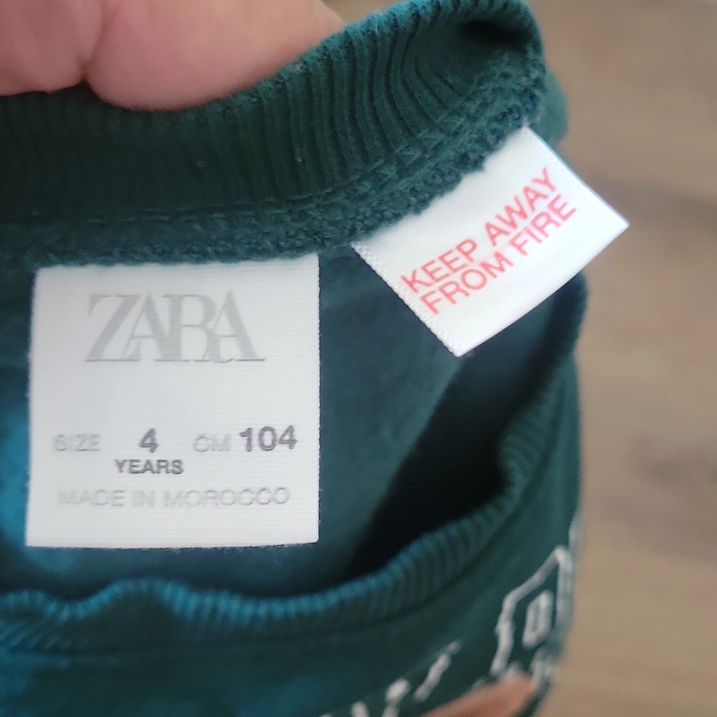 Zara Kids Green Teddy Bear "Victory Rush" Sweatshirt Size 4 - photo 2