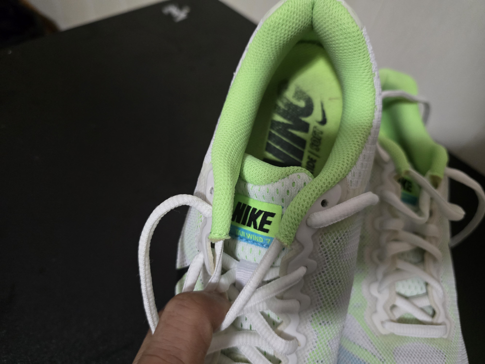 Nike Air Max Running Shoes - photo 3