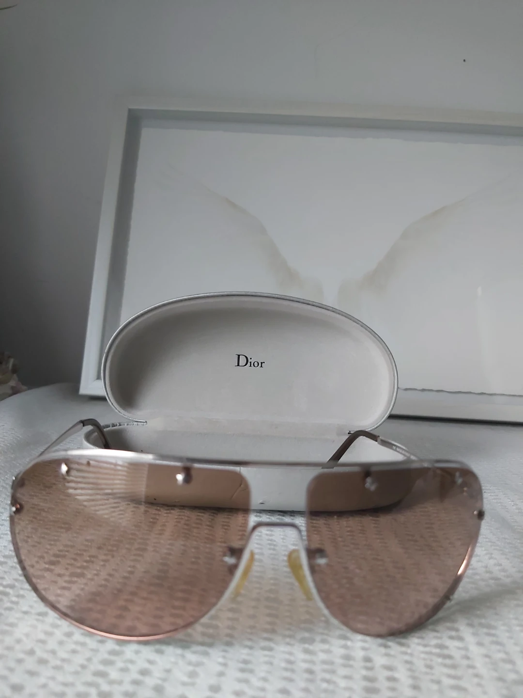 Dior Sunglasses with Case - photo 2