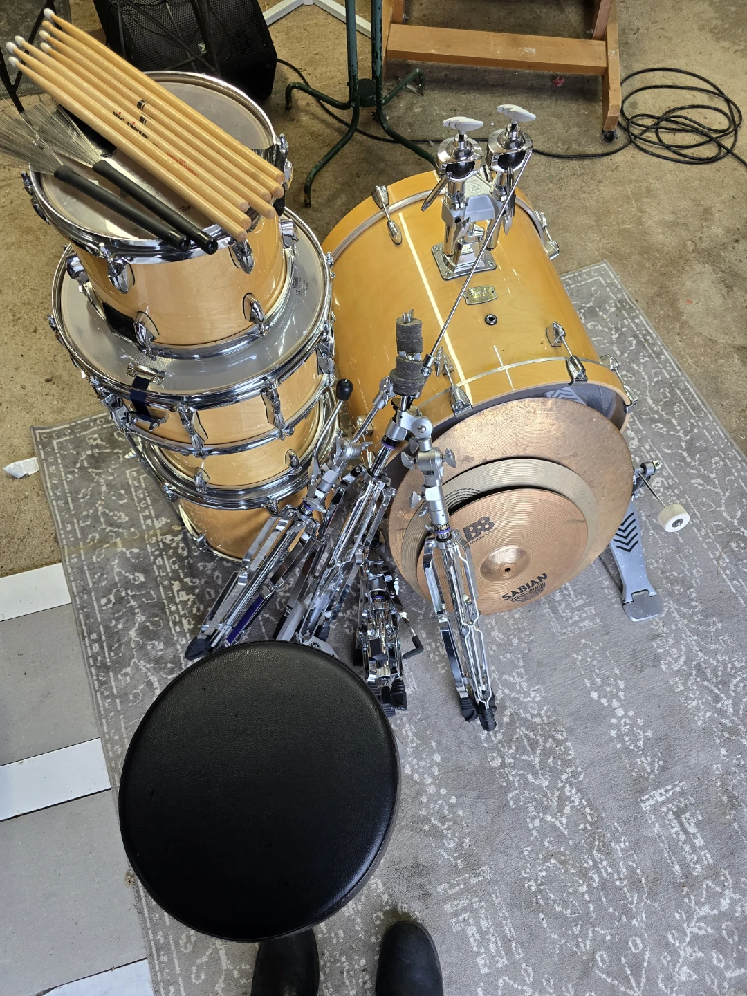 Yamaha Drum Kit with Sabian Cymbals and Drumsticks