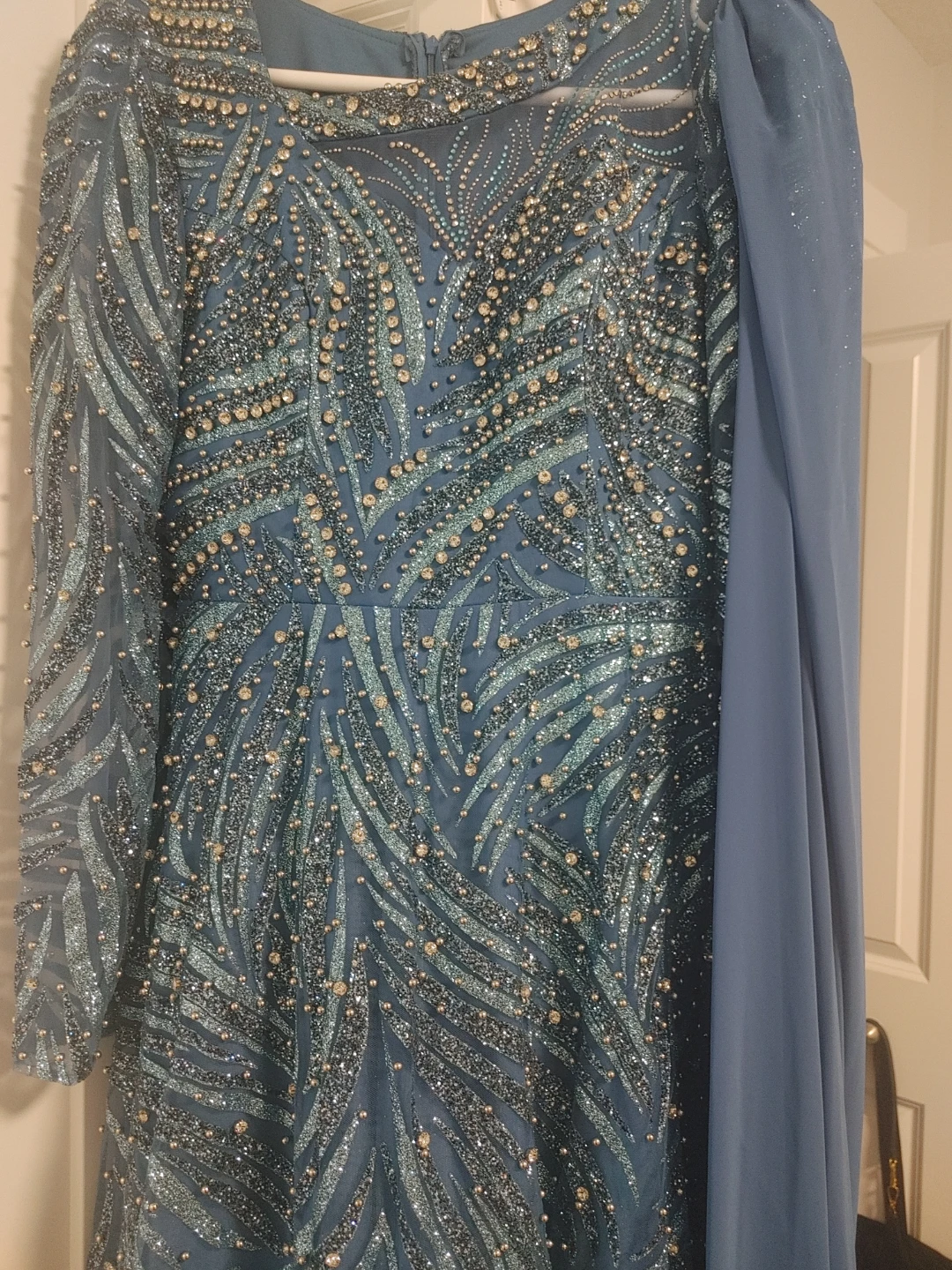 Fancy Leonessa Blue Embellished Gown Size 40. Perfect for prom!! - photo 3