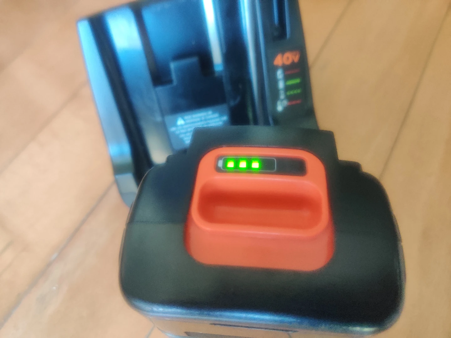 Black + Decker 40V Lithium Battery & Charger - photo 3