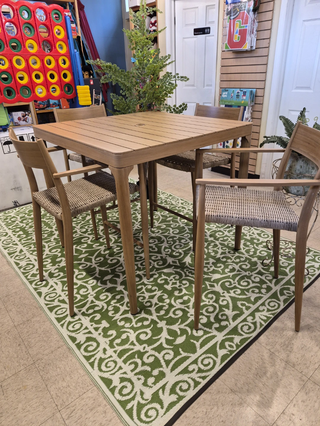 New outdoor 5 piece aluminum patio set - photo 2