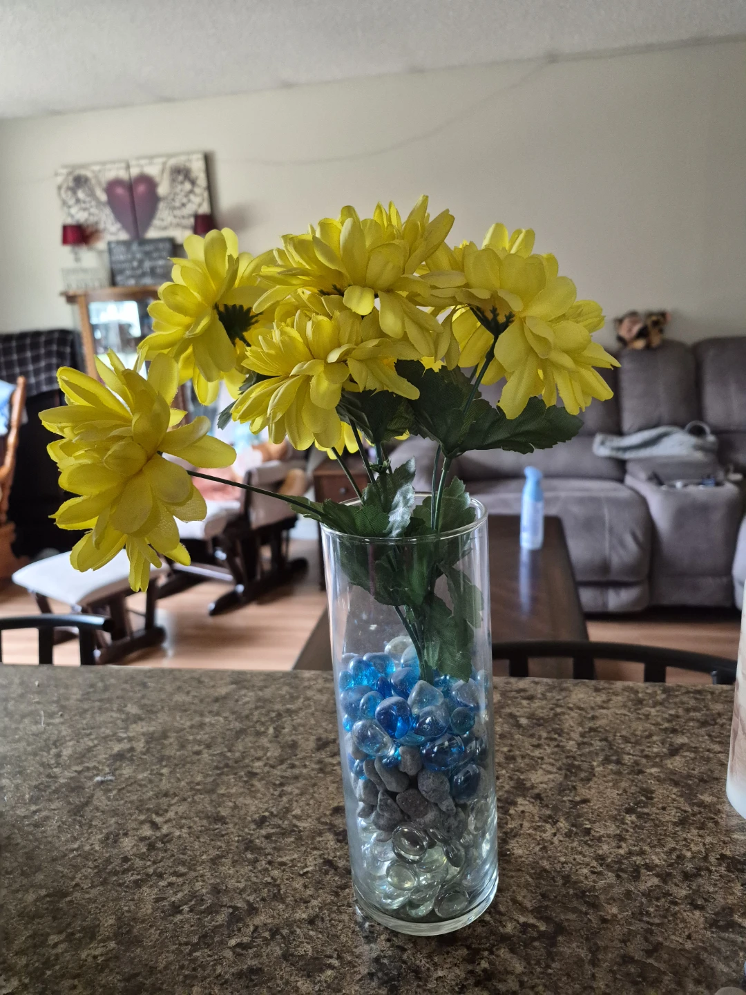 Glass Vase with Decorative Stones and Artificial Flowers - photo 4