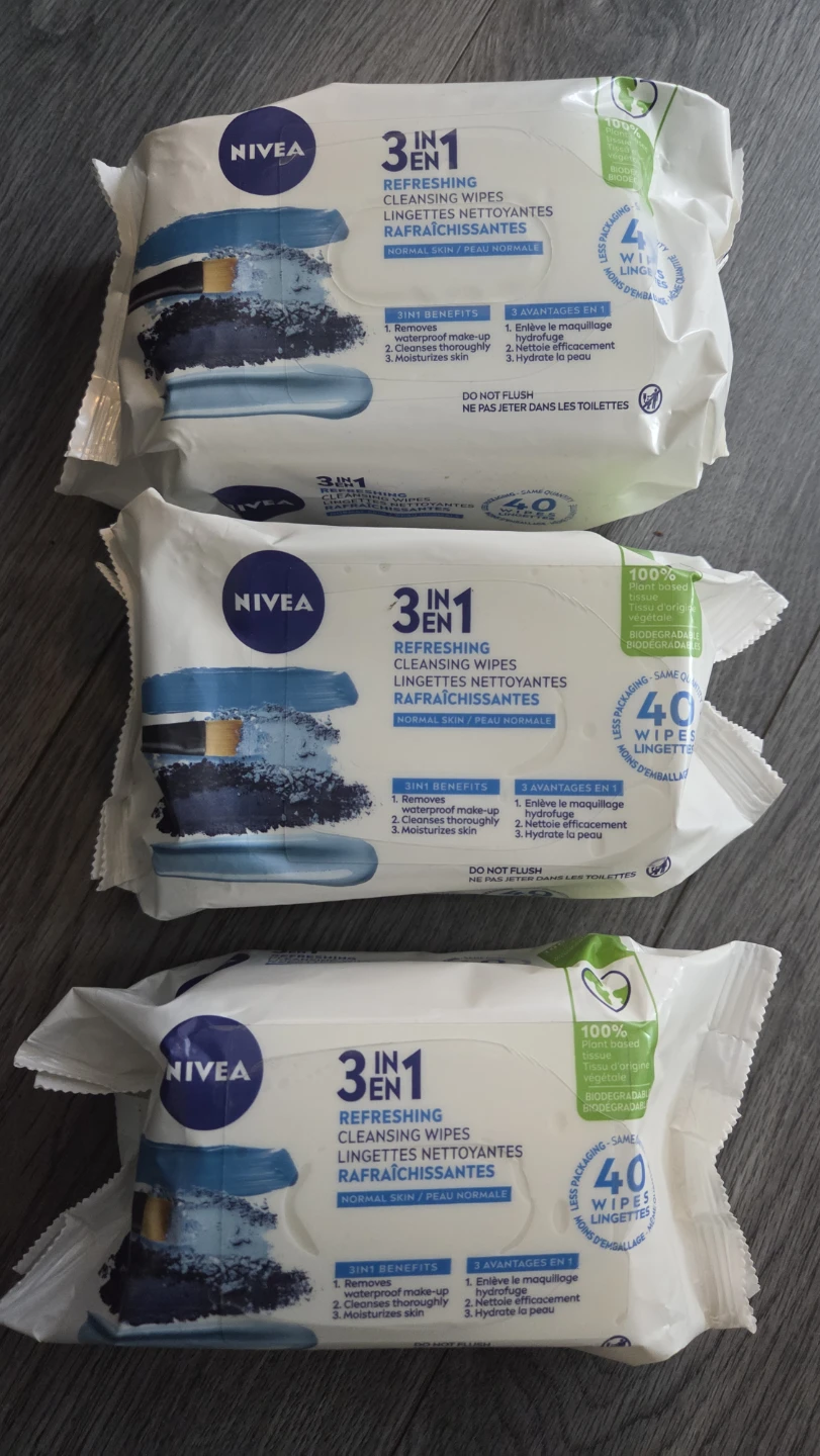 3x Nivea Face Wipes