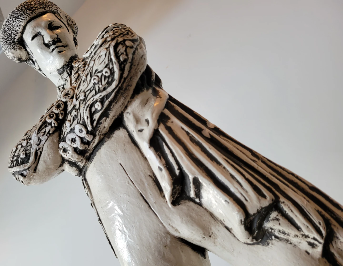 Vintage Mid-Century Matador Statue. Spanish Bullfighter Decor - photo 4