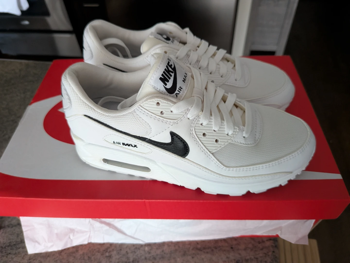 Nike Air Max 90 Women's Sneakers (7.5)