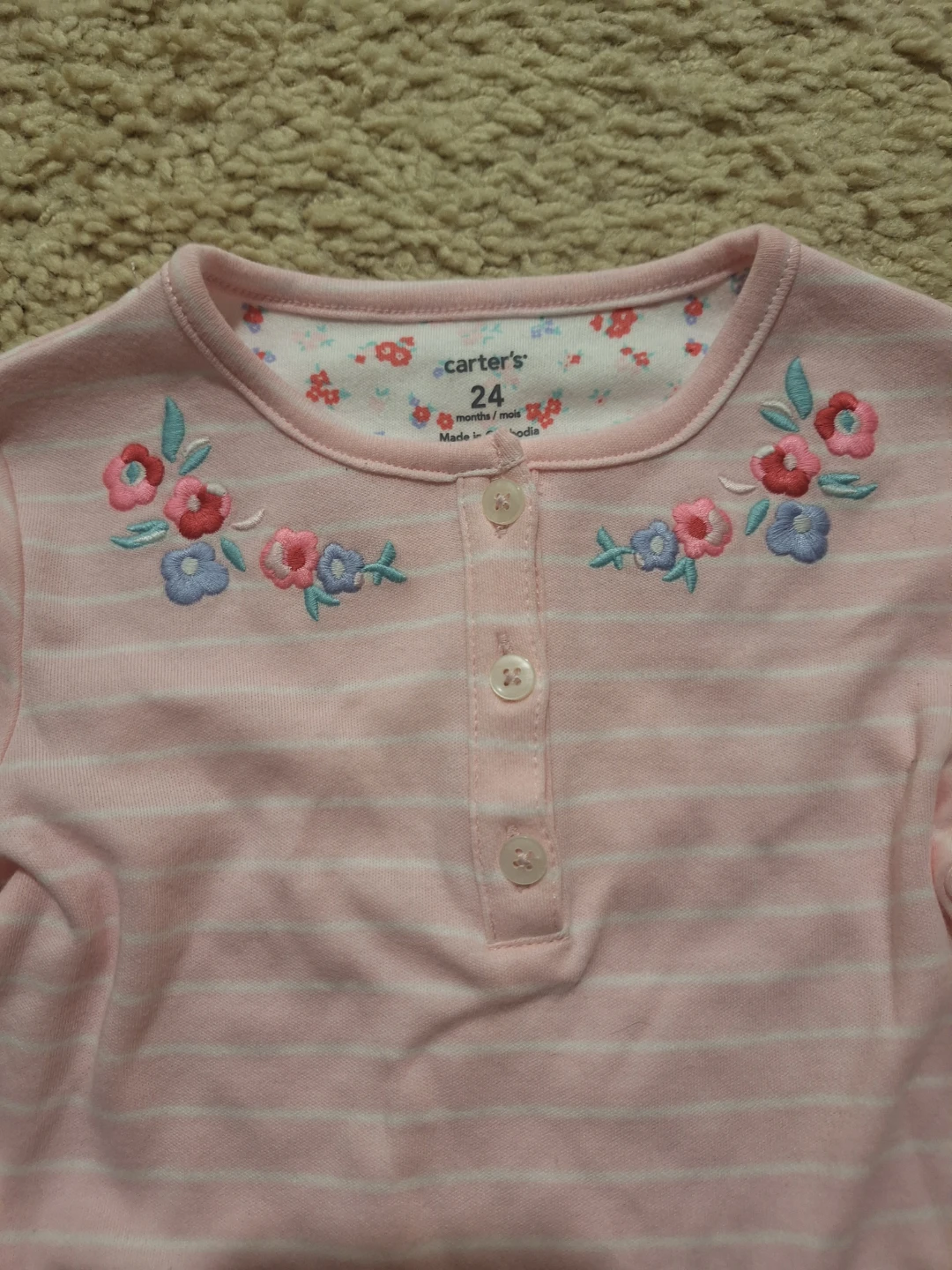 Carter's Baby Girl 24m  Long Sleeves Body Suit - photo 2