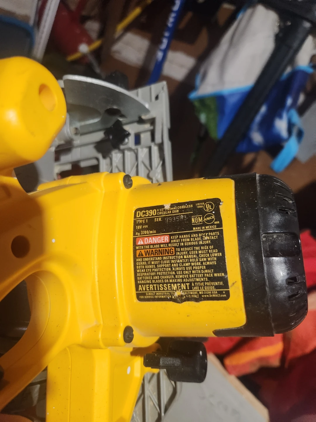 DeWalt DC390 18 Volt Cordless Circular Saw - photo 2