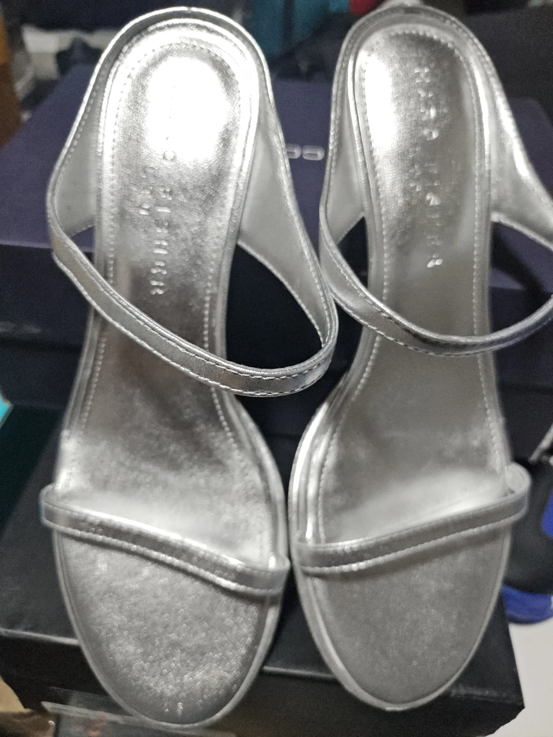 Marc Fisher LTD Silver Leather MLALONDE Sandals - photo 4