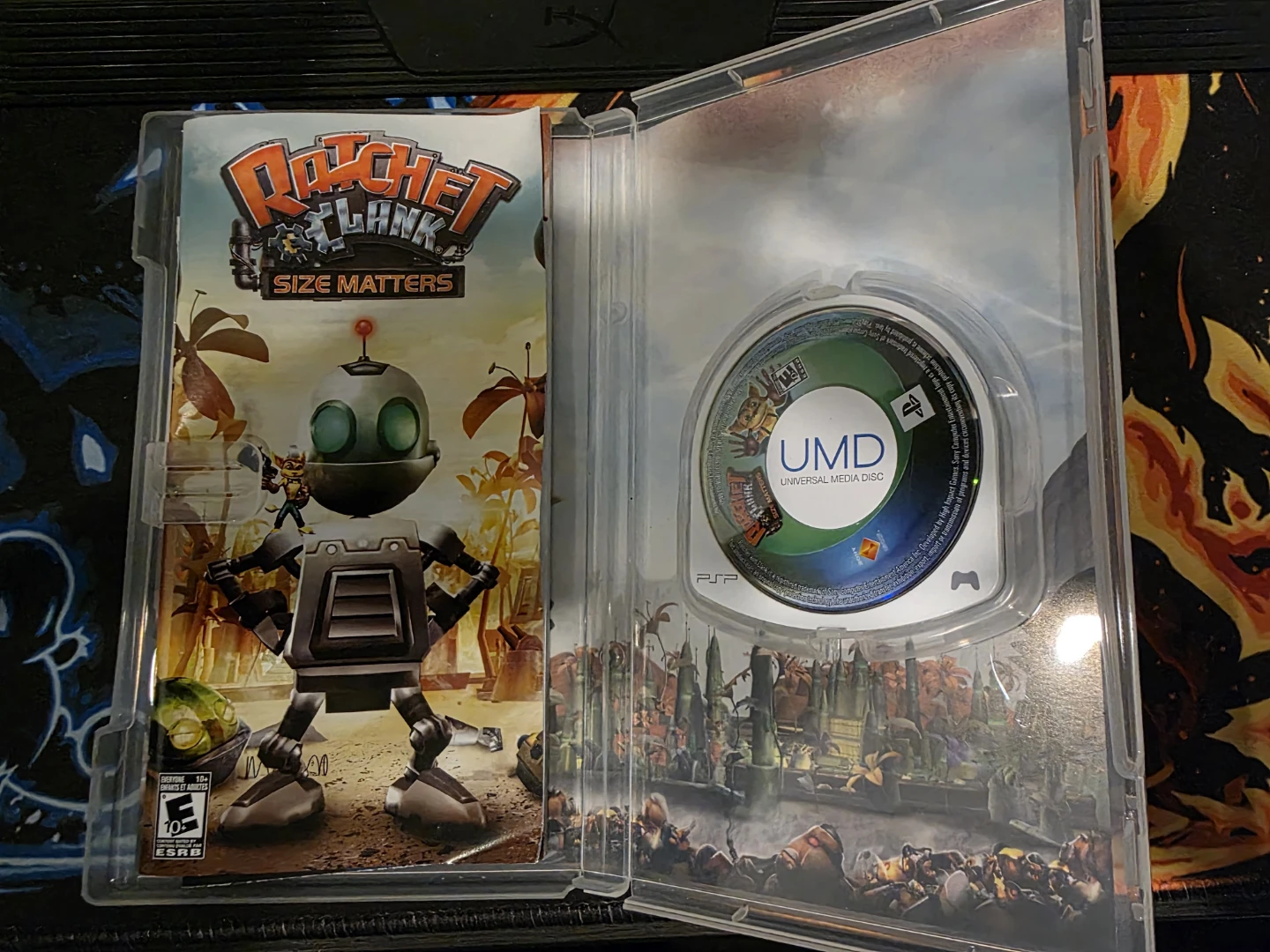 Ratchet & Clank: Size Matters PSP UMD - photo 3