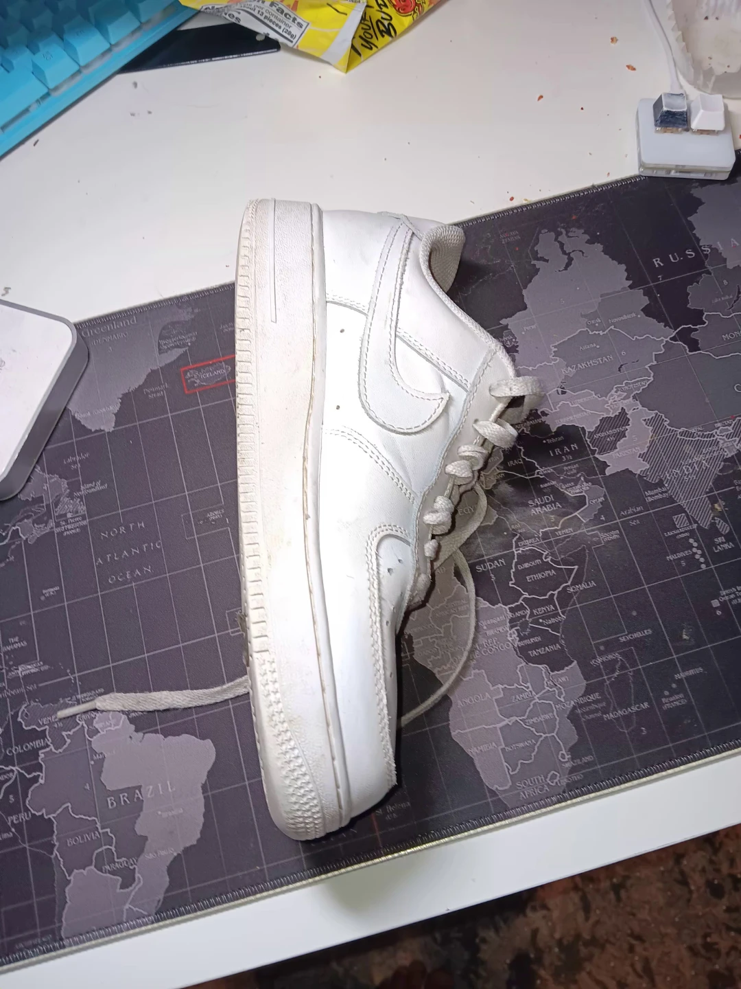 Nike Air Force 1 White Sneakers slightly used - photo 2
