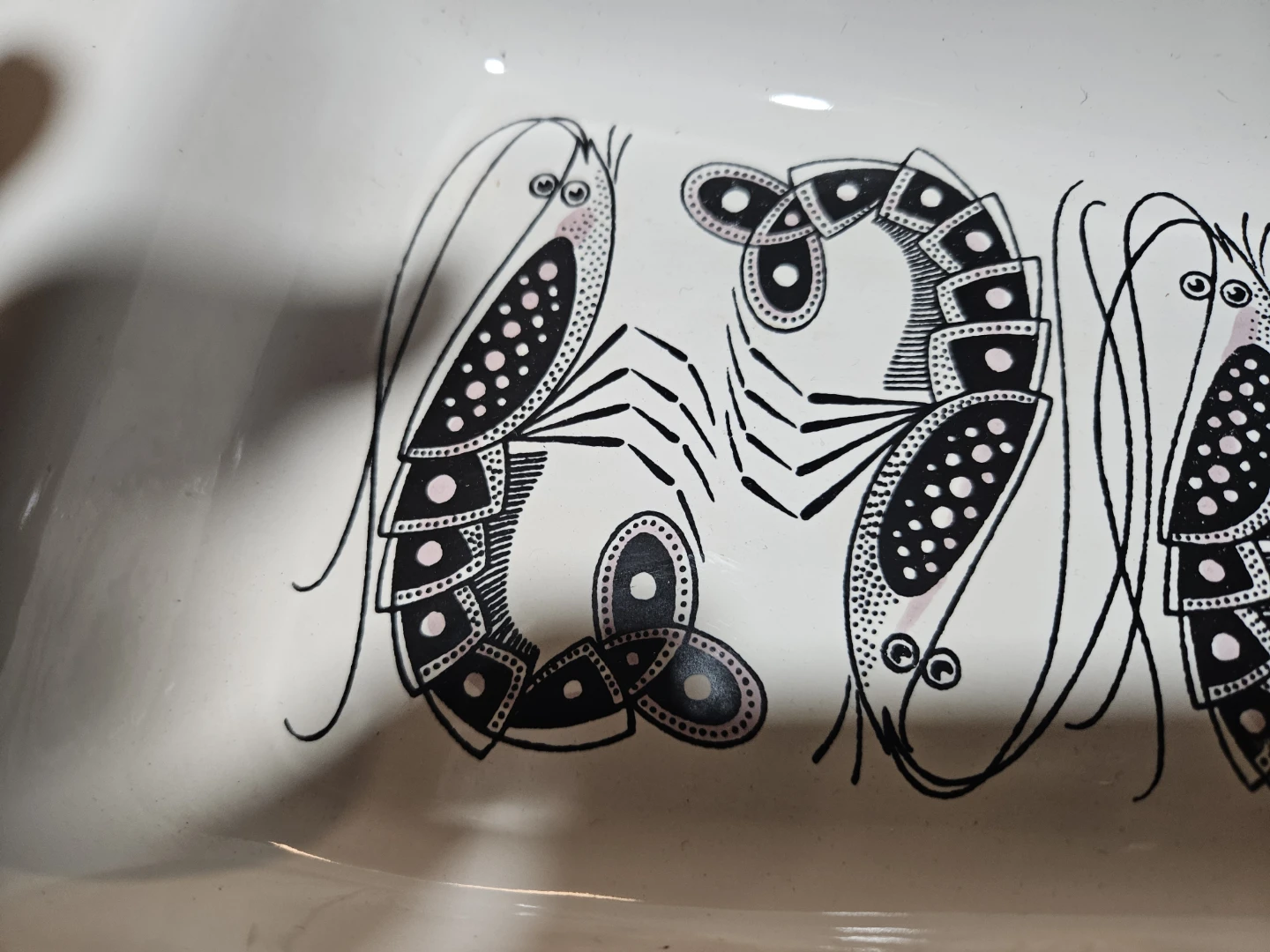 White Spoon Rest with Shrimp Design - photo 4