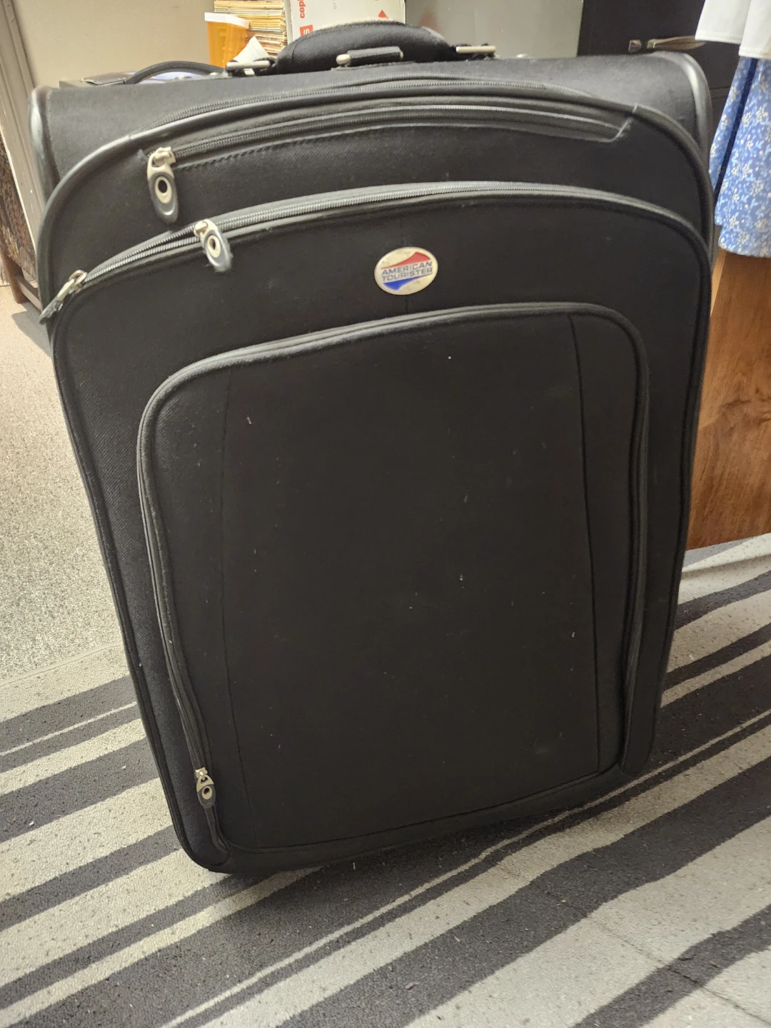 American Tourister Black Rolling Suitcase LARGE