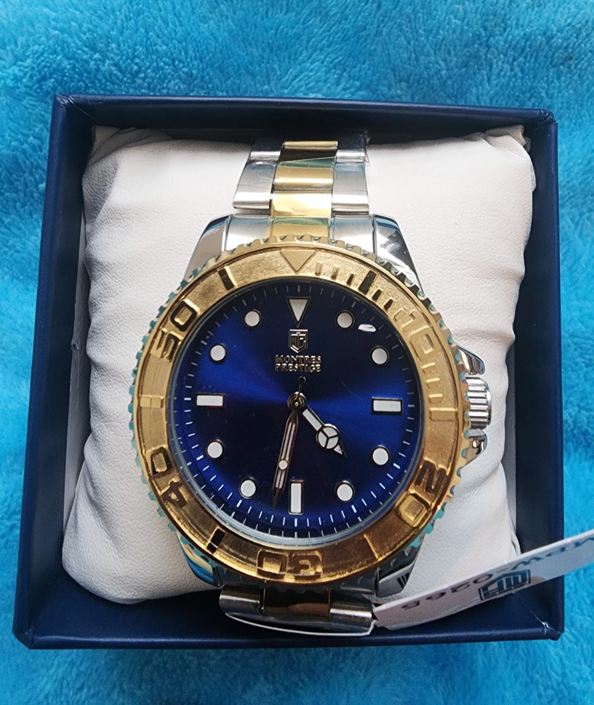 Invicta Montres Prestige Blue Dial Watch