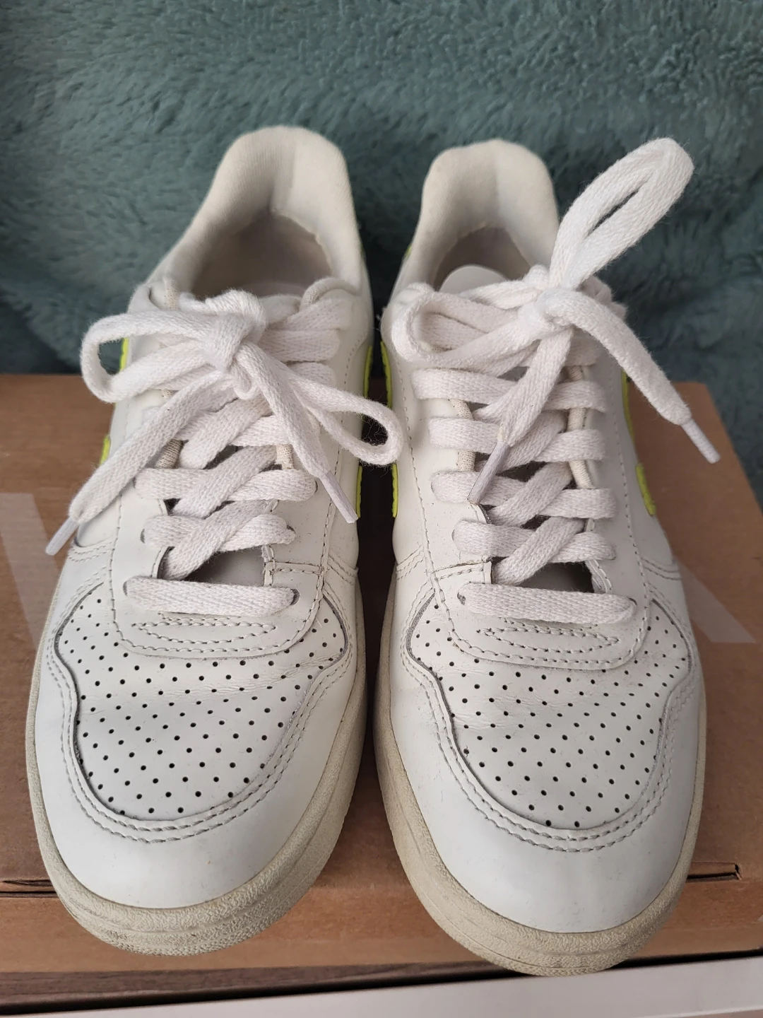 Mint Condition - VEJA Sneakers White Neon - photo 3