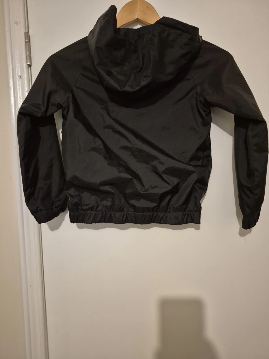 Jordan Black Windbreaker Jacket - Size M (5-6 yrs) - photo 2
