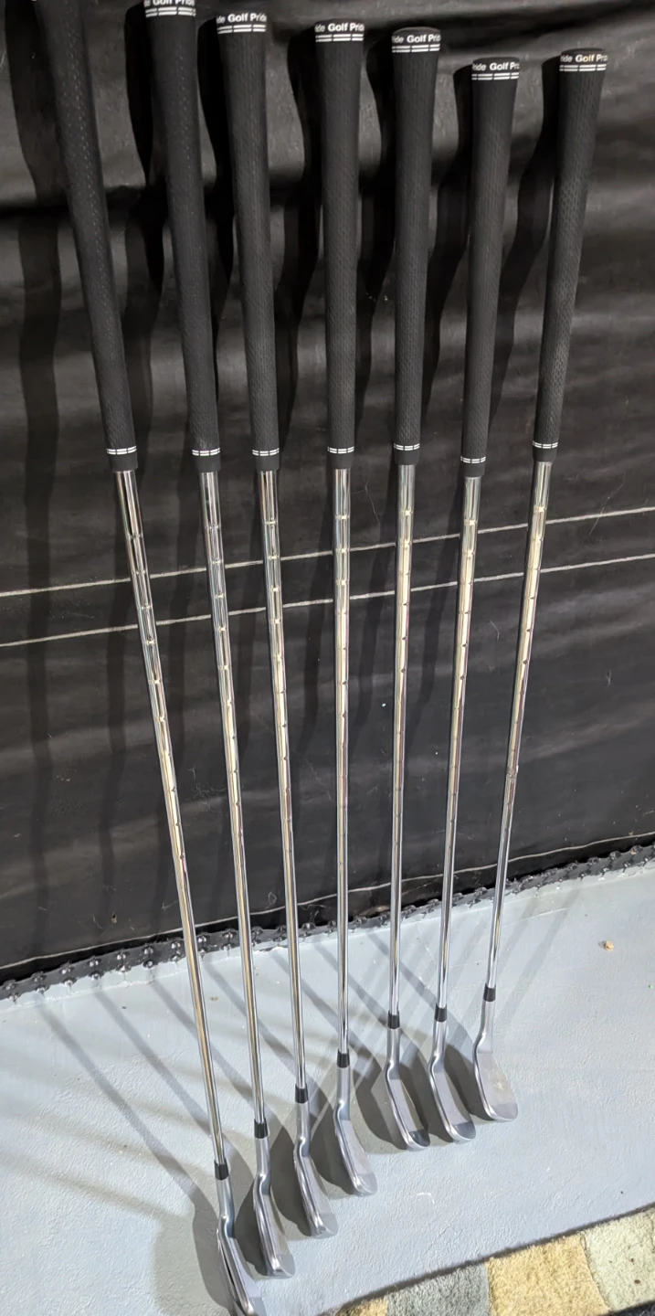 PING G425 Irons - Regular Flex